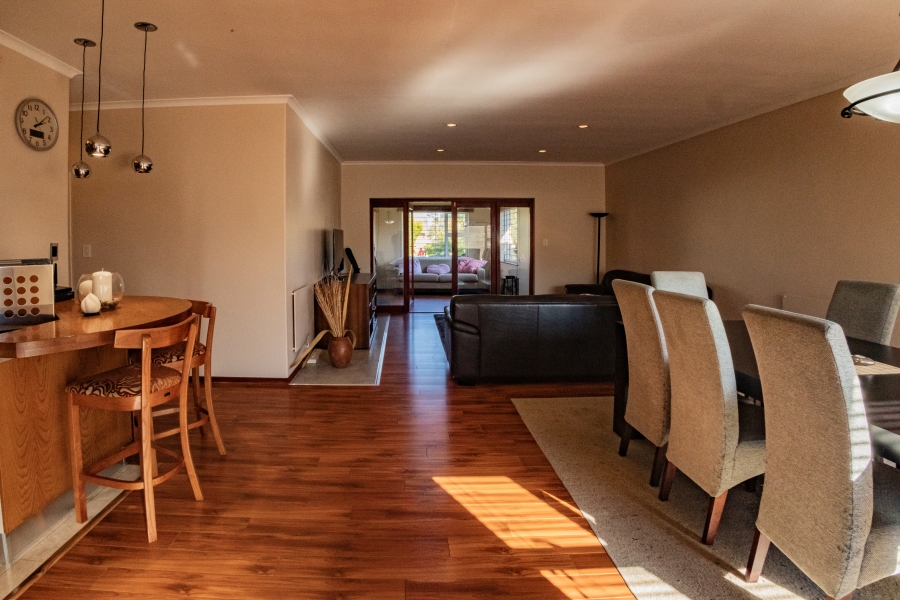 3 Bedroom Property for Sale in Kenridge Western Cape